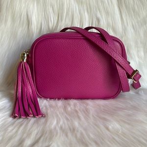 Vera Pelle 🩷 Pebbled Leather Camera Crossbody New Without Tag 🏷️